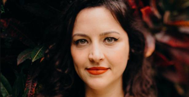 Bia Granja é cofundadora e CCO do YOUPIX