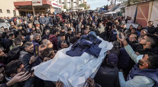 Forças israelenses ameaçam jornalistas em Gaza, alerta órgão da ONU